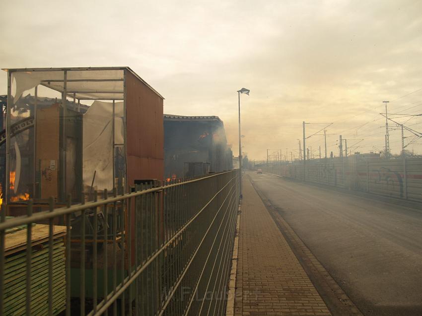 Grossbrand Holzlager Siegburg Industriestr P231.JPG